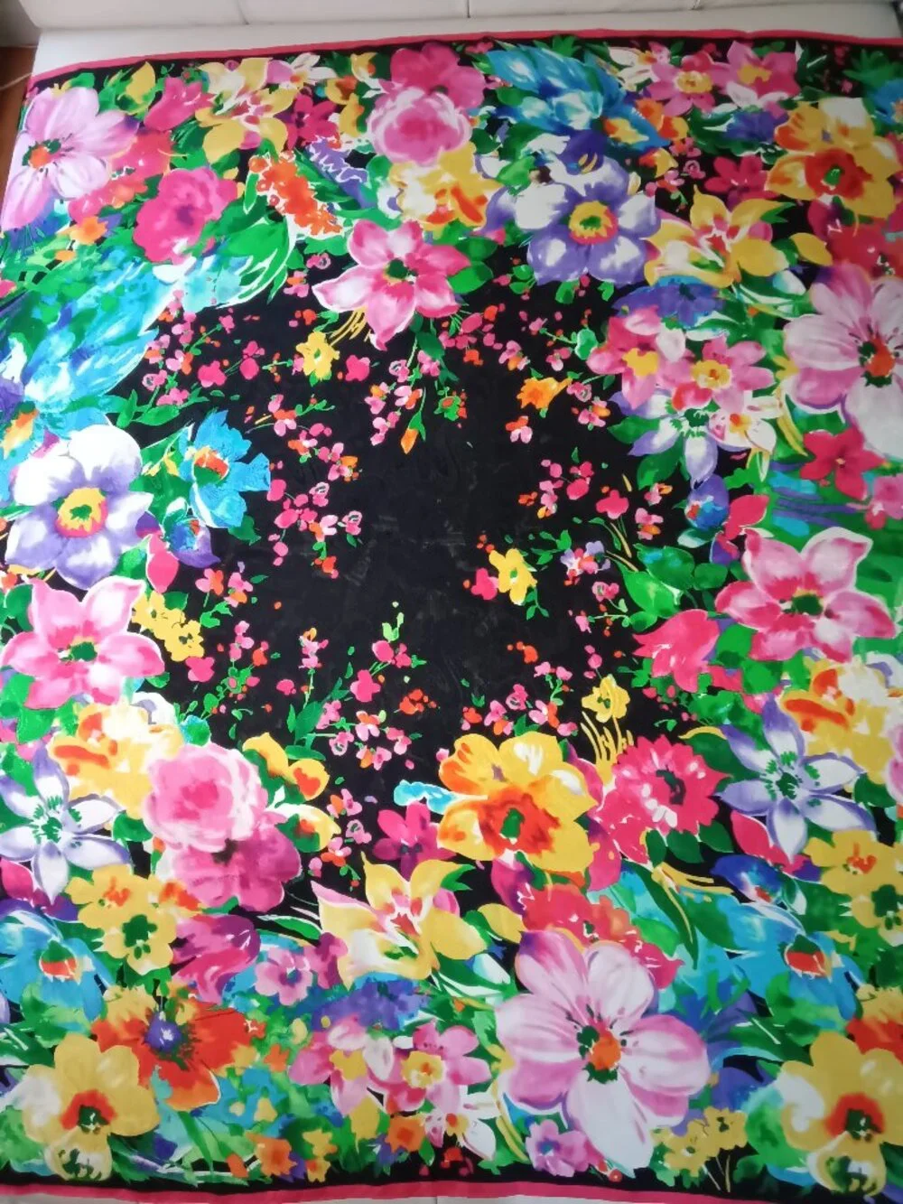 NWT Silk Large Lauren Ralph Lauren Scarf